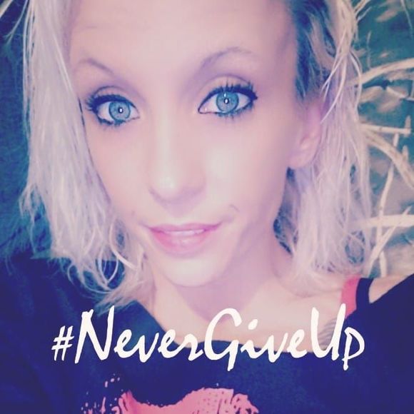 Meet your Posher, Nikki - Picture 1 of 1